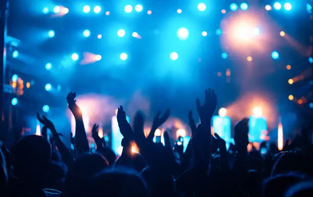 Live DJ Thursday To Sunday